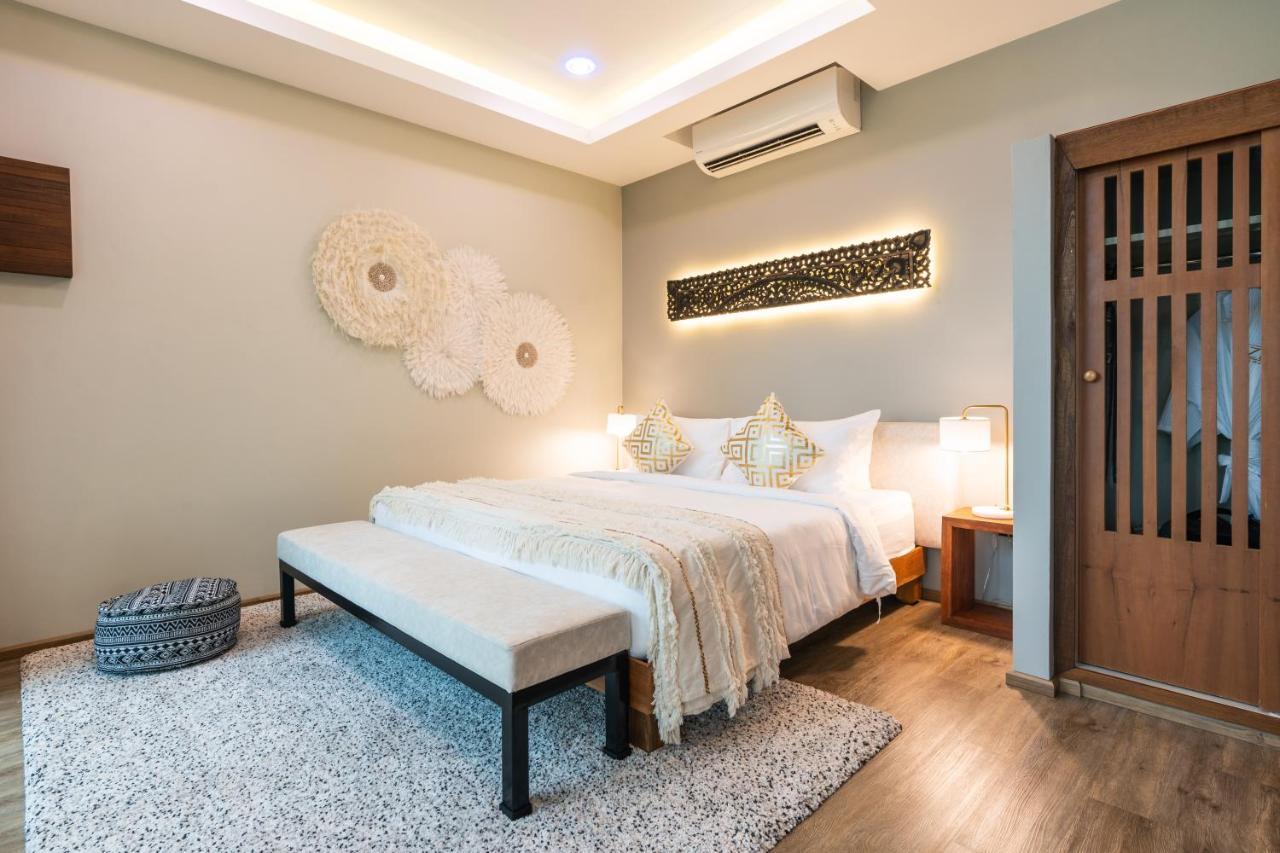 Zee Luxury Boutique Hotel Hinkong Ngoại thất bức ảnh